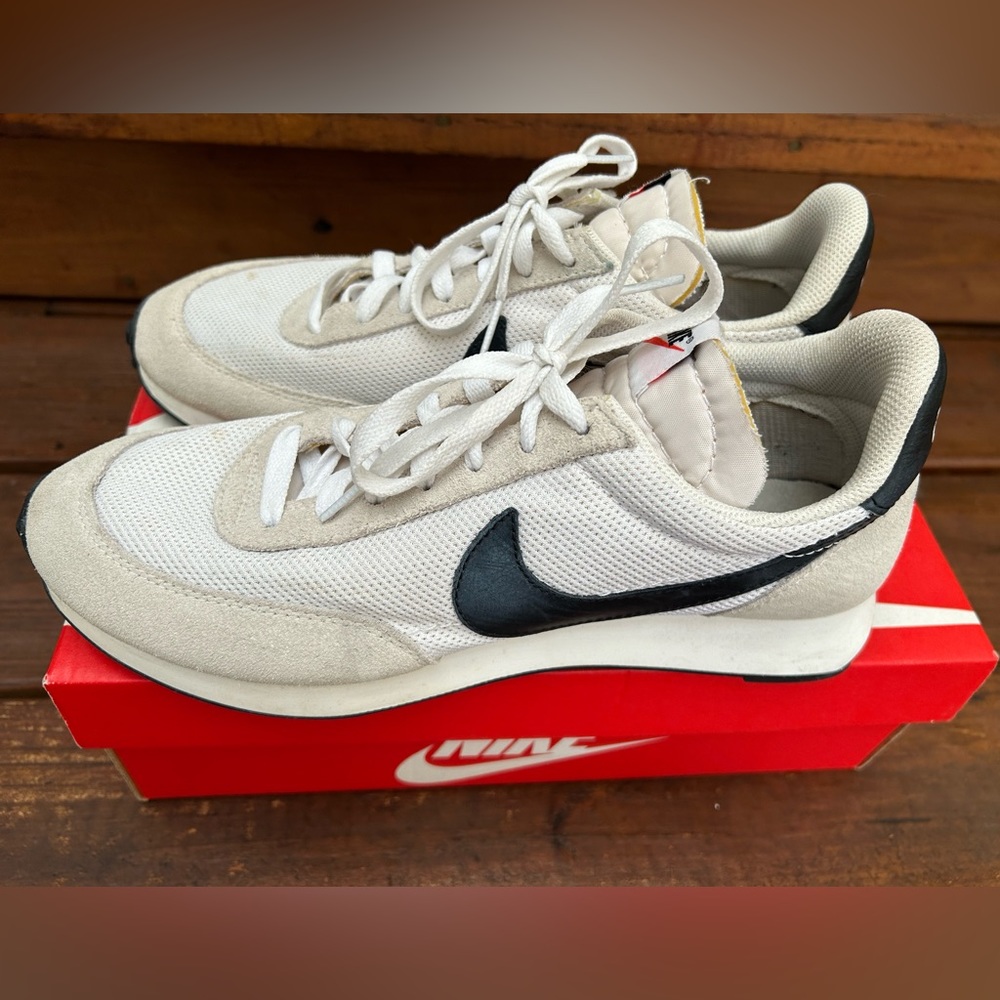 Nike Tailwind 79 Shoes
